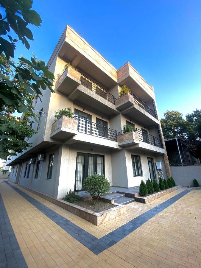 Aparthotel Kutaisi Exterior photo